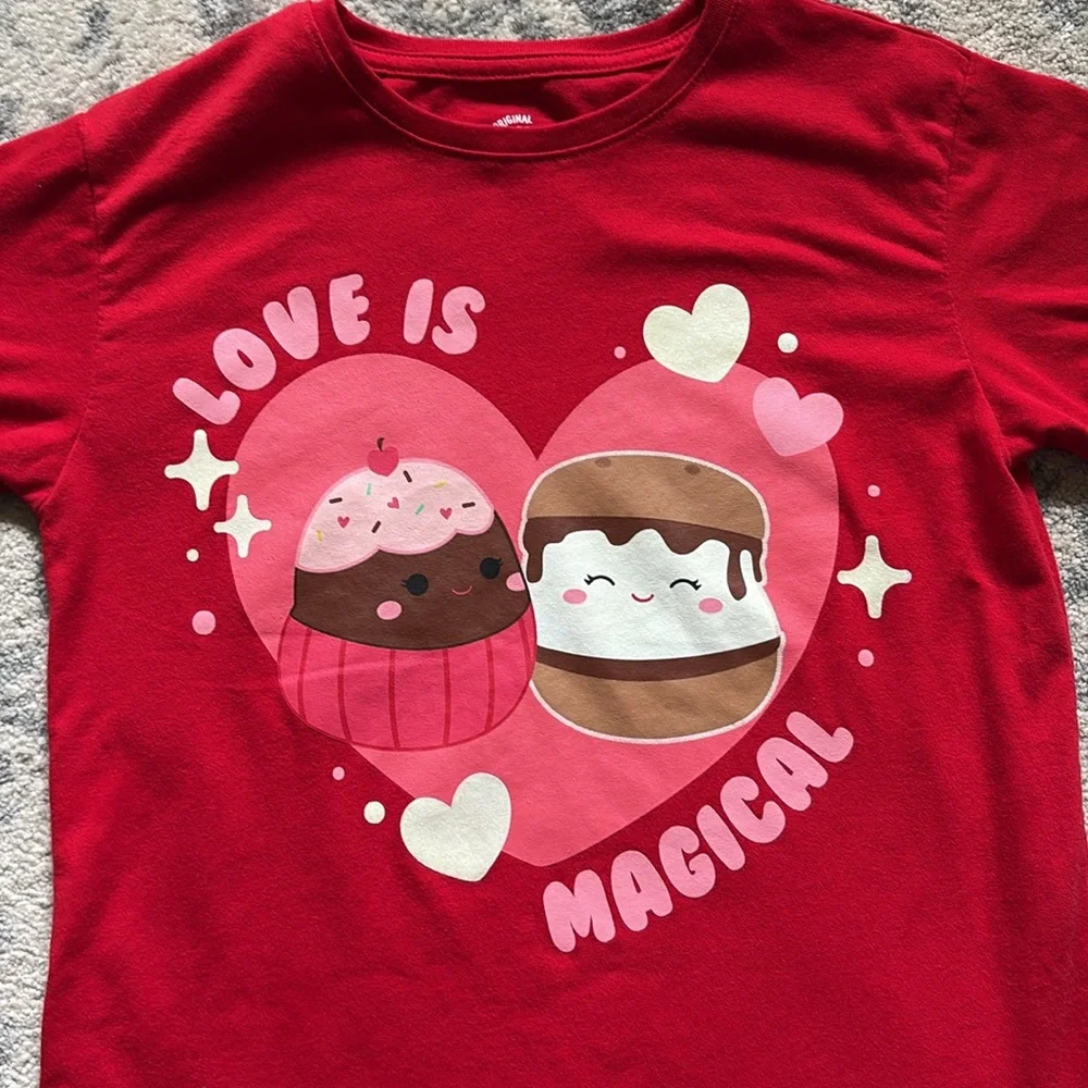 Hybrid & Company Red “Love Is Magical” Squishmallows Girl T-Shirt - Picture 2 of 4